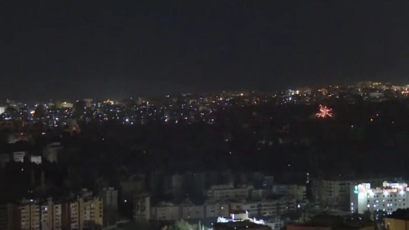 NASTUPILO PRIMIRJE IZMEĐU LIBANA I IZRAELA: Nebo obasjano vatrometom tačno u ponoć