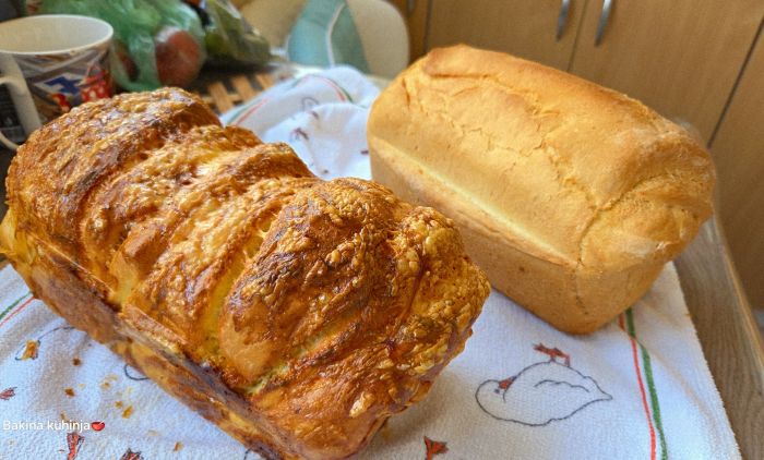 RECEPT ZA PECIVO SA KAČKAVALJEM: Obrok koji će postati zvijezda svake vaše trpeze
