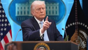 „NIKO NEMA OVAKVU OPREMU“: Tramp otkrio detalje akcije spasavanja pilota u Iranu – 48 sati pakla! (VIDEO)