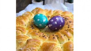 RECEPT ZA USKRŠNJU POGAČU: Mirisna i mekana kao duša