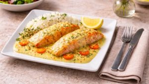 MEDITERANSKA KUHINJA: Napravite losos u žutom sosu (RECEPT)