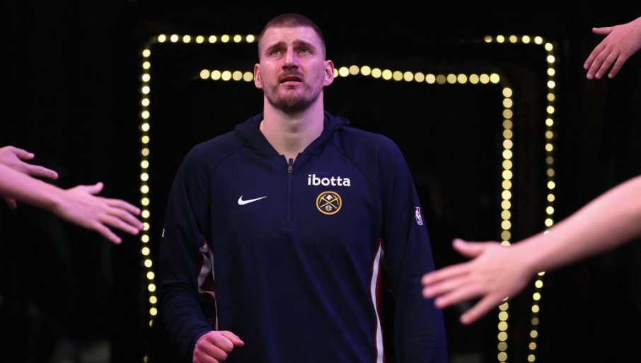 SRAMNI UDARCI NA JOKIĆA: Jokić ovo nije zaslužio: „Poražen je bez zadatog udarca“