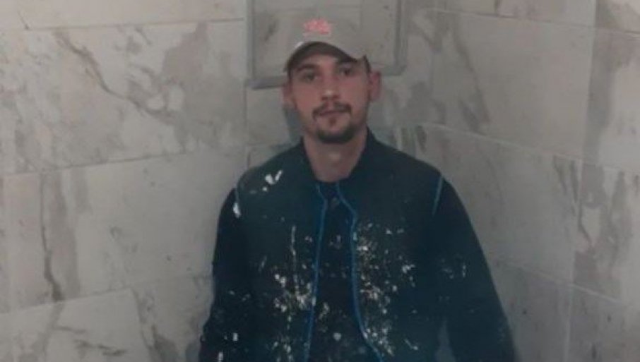 POLICIJA TRAGA ZA NJIM: Ovo je mladić (25) koji je osumnjičen za trostruko ubistvo u Podgorici (FOTO/VIDEO)