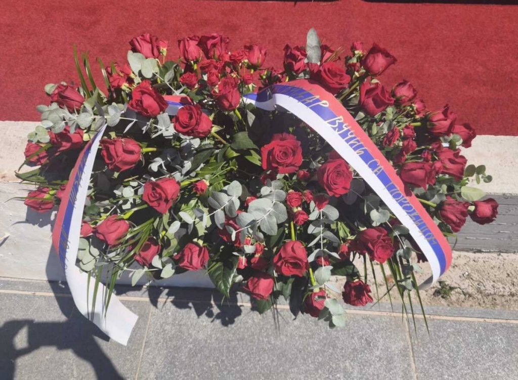 SAHRANJENA MAJKA MILORADA DODIKA: Rijeka ljudi na posljednjem ispraćaju u Mrčevcima, među njima i brojni zvaničnici