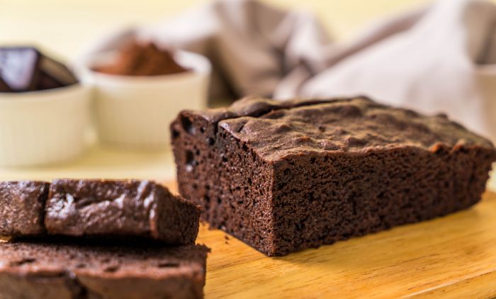 IZNENADITE UKUĆANE: Napravite čokoladni banana hljeb