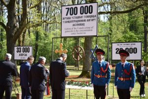 MATEMATIKA SRAMA: 80 godina laži i bježanja od grobova u Donjoj Gradini (2), za „Novosti“ Zoran M. Kos, novinar istraživač i saradnik Antuna Miletića (FOTO)