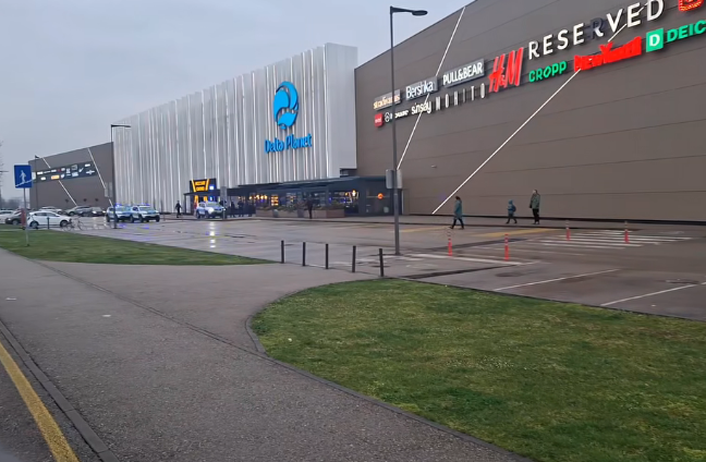 DRAMA U BANJALUCI: Evakuisana „Delta“, policija ispred tržnog centra (VIDEO)
