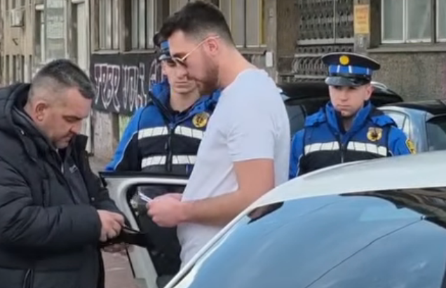 AUTOM PUNIM DROGE SE POKUŠAO ZABITI U DEMONSTRANTE: Sarajlija u pritvoru još dva mjeseca