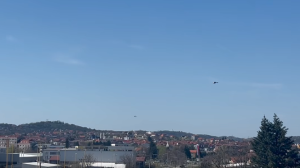 HELIKOPTERI NADLIJEĆU BANJALUKU: Blokirane brojne ulice, policija ne dozvoljava ni pješacima prolazk (VIDEO)