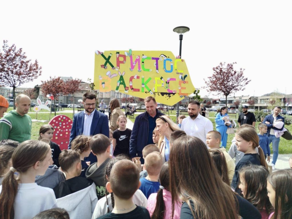 200 MALIŠANA POKAZALO KREATIVNOST I MAŠTU: Evo kako je obilježen vaskršnji ponedjeljak u Ugljeviku (FOTO)