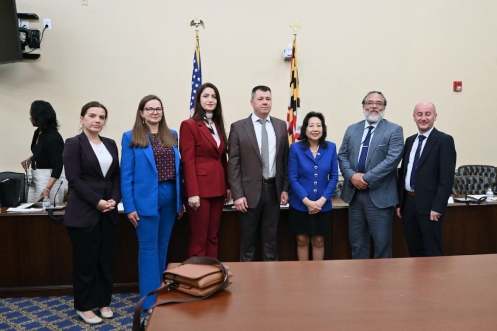 МОГУЋА ПРИВРЕДНА САРАДЊА БиХ И САД: Домаћа производња наоружања занимљива Американцима