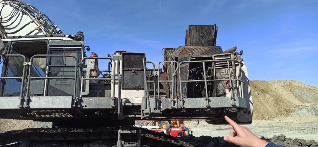 ПОЖАР У УГЉЕВИКУ: Запалио се багер на копу, радник успио да се спасе