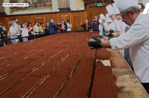 OBORILI GINISOV REKORD: U Londonu napravljen najduži tiramisu na svijetu (VIDEO)
