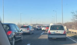 KOLAPS NA ULAZU U BANJALUKU: Zastoj na brzoj cesti i zapadnom tranzitu, čeka se i do 40 minuta (VIDEO)