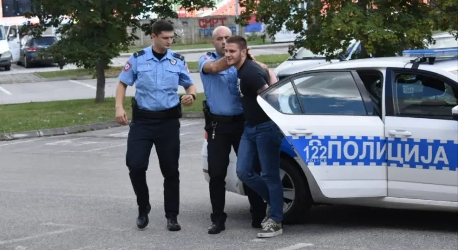 POTVRĐENA OPTUŽENICA PROTIV JOVIĆA: Otac i sin napali policajce u Banjaluci
