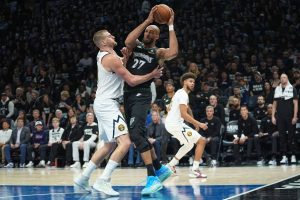 HAOS NA UTAKMICI MINESOTA – DENVER: Novi poraz tima iz Kolorada uz tuču i isključenje Jokića (VIDEO)