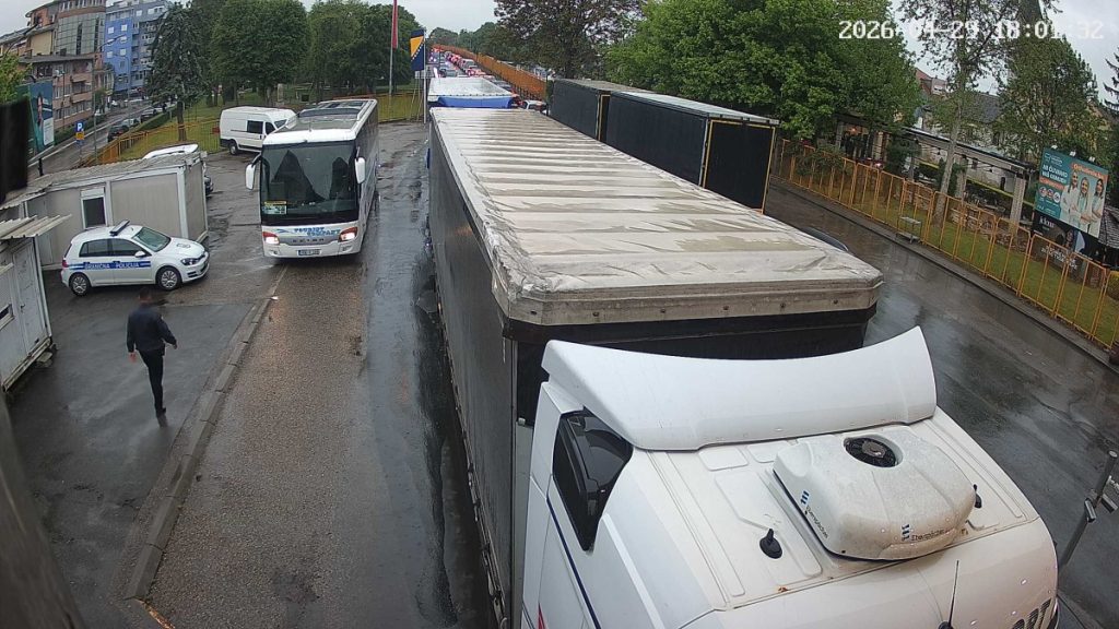 KOLONE NA GRANICAMA: Evo gdje vozači najduže čekaju