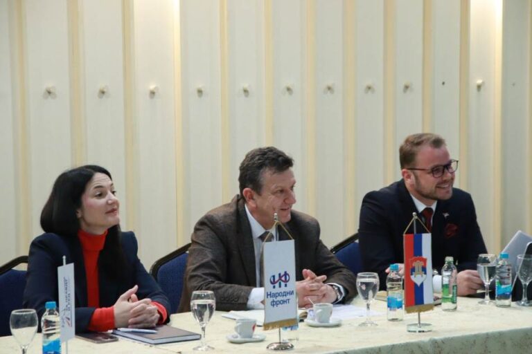 ЗАВРШЕН МАРАТОНСКИ САСТАНАК ОПОЗИЦИЈЕ: Станивуковић, Вукановић, Тривић и Блануша за истим столом (ВИДЕО)