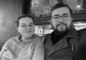 MISLI I MOLITVE SU UZ PORODICU NASTRADALIH: Oglasio se gradonačelnik Dervente povodom smrti sveštenika i popadije (FOTO)