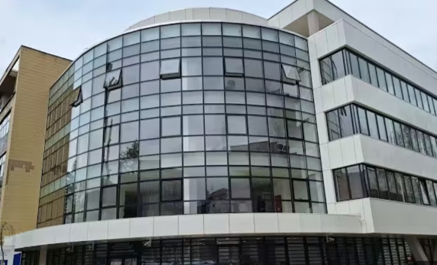 „DAJTE NAM SVE IZ DŽEPOVA“: Napad na djecu u centru Zenice, policija uhapsila osumnjičene