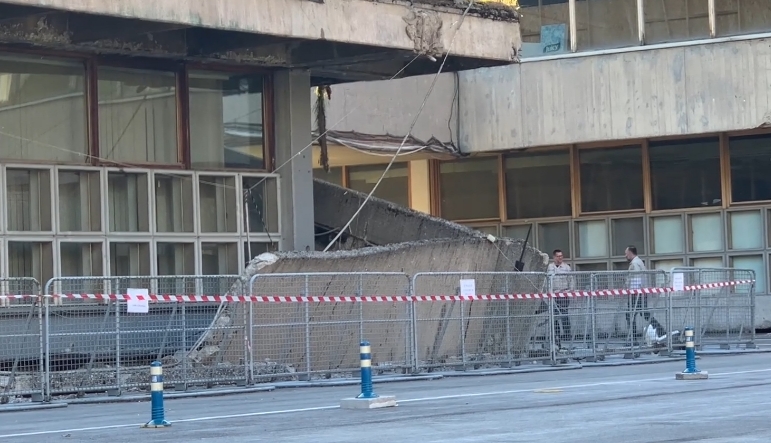 PAO KROV ZA ZGRADE NA SKENDERIJI: Tragedija izbjegnuta za dlaku