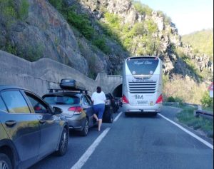 SUDAR TRI VOZILA NA PUTU SARAJEVO-MOSTAR: Ima povrijeđenih, evo u kakvom su stanju