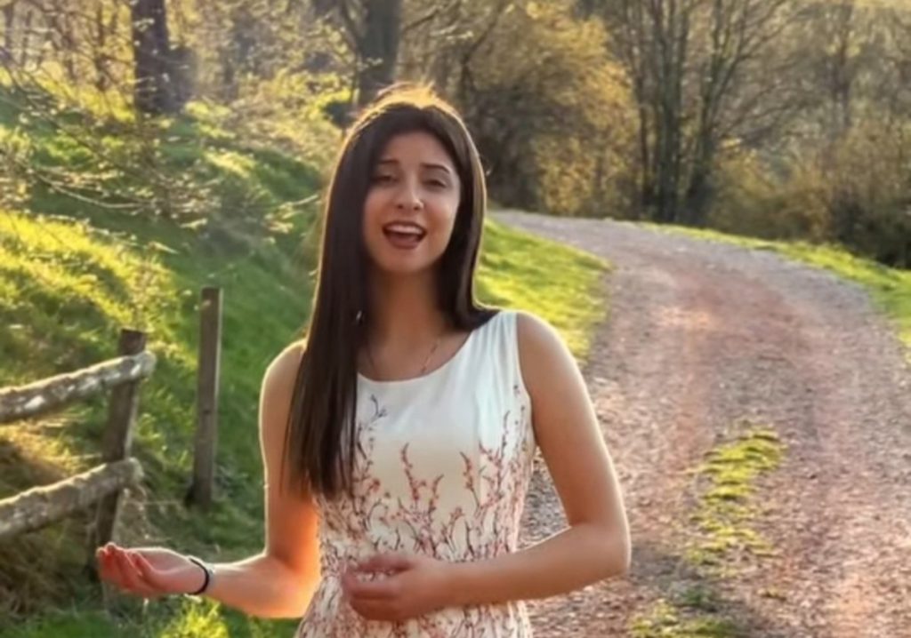 PONOS SRPSKE I SRBIJE: Anđela Kulić snimila novu pjesmu „Pogledaj Gospode“ (VIDEO)