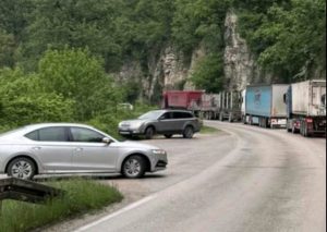 PARALIZOVAN SAOBRAĆAJ: Udes na putu Doboj-Gračanica