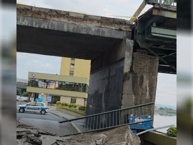 ЗБОГ УРУШАВАЊА ДИЈЕЛА МОСТА:  Затворен ГП Градишка, појачана фреквенција возила у Козарској Дубици