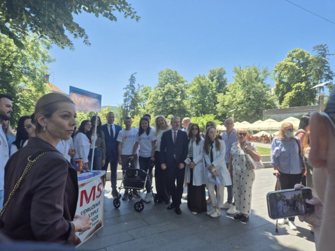 „MOJA GLAVA, MOJA BRIGA“ U Banjaluci obilježen Svjetski dan multiple skleroze