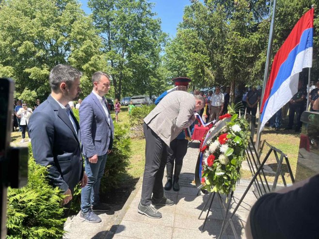 SJEĆANJE NA LEGENDU VRS: 23 godine od smrti generala Momira Talića u Piskavici
