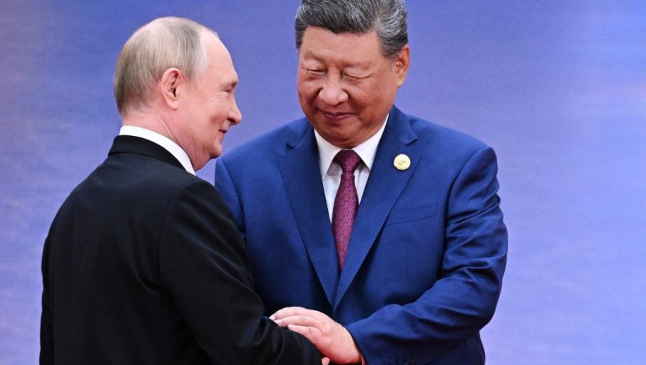 PUTIN VEČERAS STIŽE U PEKING: Na stolu projekti vredni milijarde