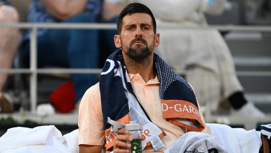 NOVAK ĐOKOVIĆ DOŽIVIO ŠOK: Ovo se upravo desilo na Rolan Garosu 2026!