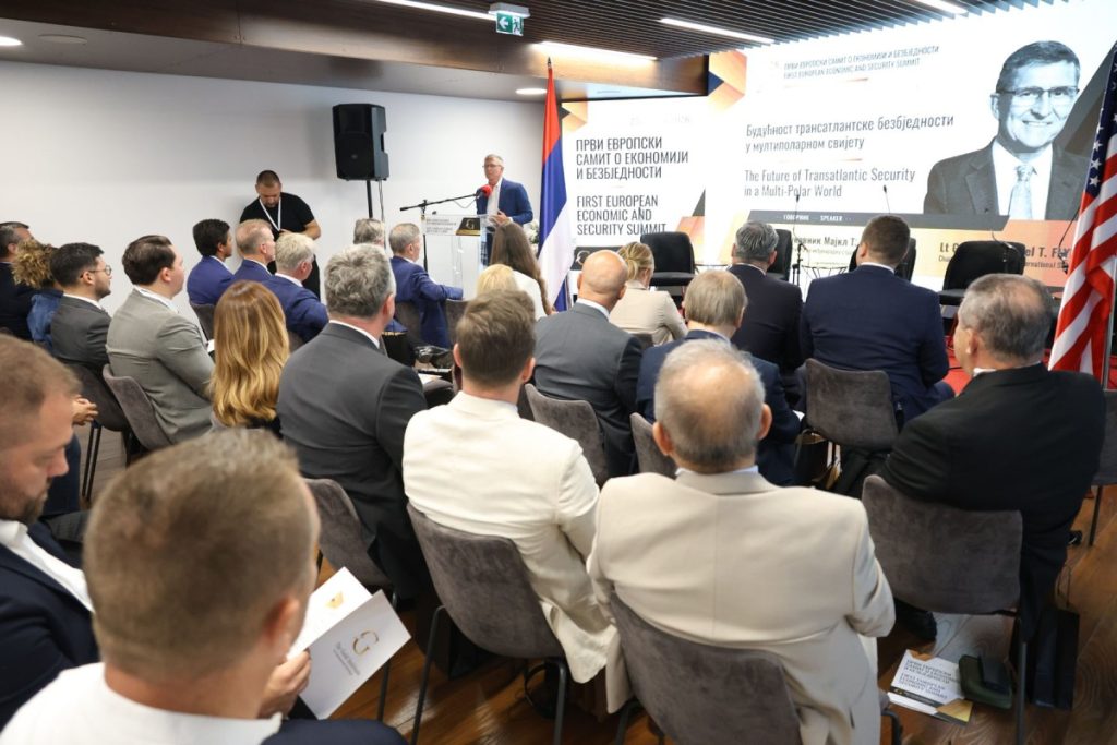 BIVŠI SAVJETNIK TRAMPA IZ BANJALUKE PORUČIO: Za napredak države potreban odlučan lider koji se ne plaši rizika