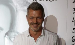 SRPSKI PJEVAČ HITNO OPERISAN: Ugrađen mu stent