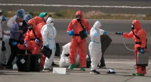 ŠPANIJA POOŠTRILA KARANTIN ZA PUTNIKE SA KRUZERA: Jedan pacijent na kiseoniku, 13 u izolaciji