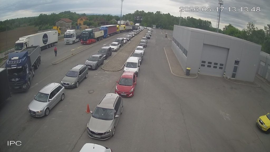 NERVOZA MEĐU VOZAČIMA: Gužve na granicama prema Srbiji i Hrvatskoj