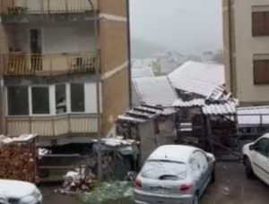 PAO SNIJEG U MAJU: Zabijelilo se u Kneževu (VIDEO)