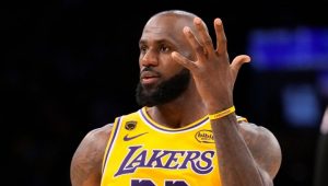ZEMLJOTRES U NBA LIGI: Lebron Džejms napustio LA Lejkerse