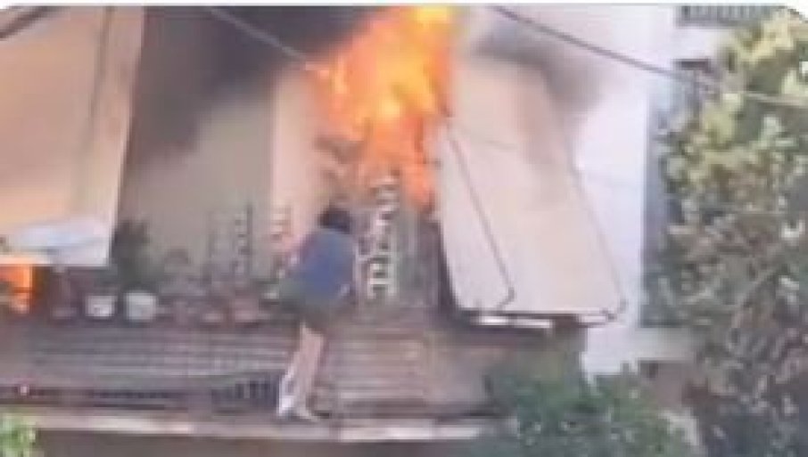 JEZIVI PRIZORI IZ GRČKE: Srušila se zgrada, traga se za preživjelima (VIDEO)