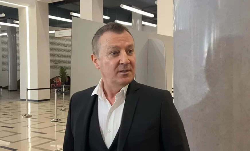 „KRIJE PRIVATNI ŽIVOT“: Baja se razveo od lijepe Ivane, komšije otkrile gdje ga najčešće viđaju