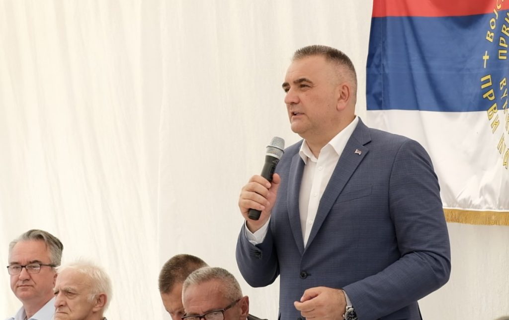 „СЛОБОДУ СМО СКУПО ПЛАТИЛИ“: Минић о српској тробојци и јединству народа