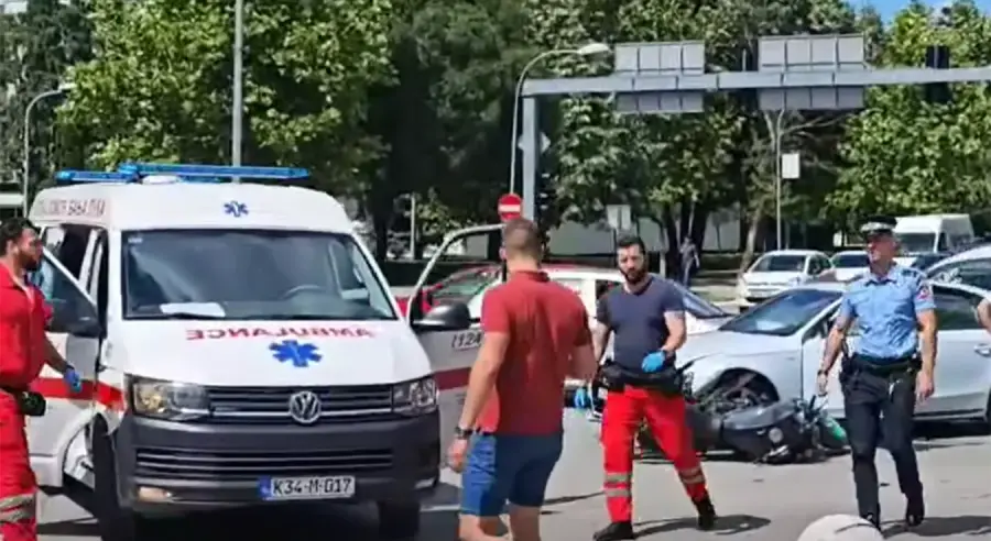 VIŠE POVRIJEĐENIH: Teška saobraćajna nesreća u centru Banjaluke (VIDEO)