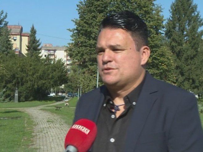 „ZNAO JE IMENA MOJE DJECE“: Policija traga za osobom koja je humanitarcu prijetila klanjem