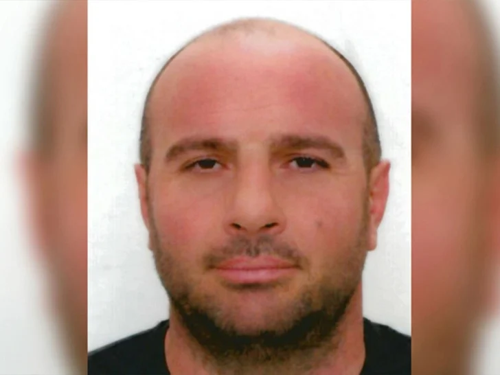 POLICIJA TRAGA ZA SRĐANOM ALEKSIĆEM I UPOZORAVA: „Ne približavajte mu se“