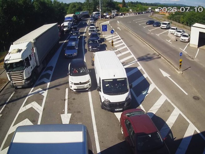 STANJE NA GRANICAMA: Pojačana frekvencija vozila na više prelaza