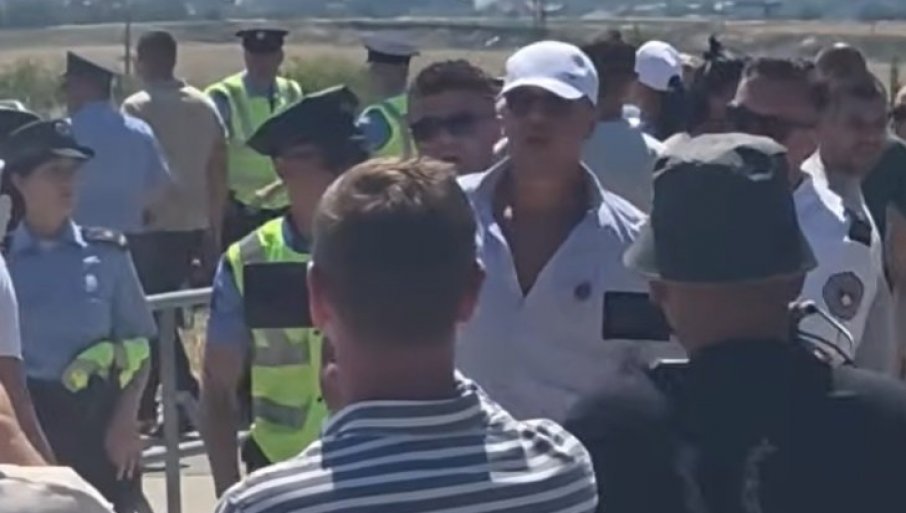 КУРТИ НЕМА НИ СТИДА, НИ СРАМА: Хапшење на Газиместану му није довољно, па сада „удара“ папрене казне и протјерује народ (ВИДЕО)