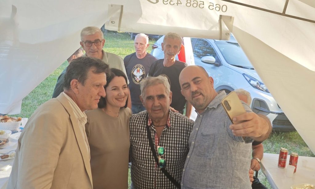 „NA TEMELJU TRADICIJE GRADIMO BUDUĆNOST“: Blanuša prisustvovao tradicionalnom zboru na Dugoj njivi (FOTO)