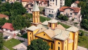 ИМОВИНУ СПЦ УЗУРПИРАЈУ И ТАЈКУНИ И ИСЛАМСКА ВЈЕРСКА ЗАЈЕДНИЦА: Цркви у Бугојну отимају посљедњих 300 квадрата