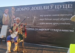 ЦИЈЕЛИ ЖИВОТ ЖИВИО ЗА ГУСЛЕ: Са овог крша поникли велики јунаци и један од највећих гуслара Црне Горе (ФОТО)